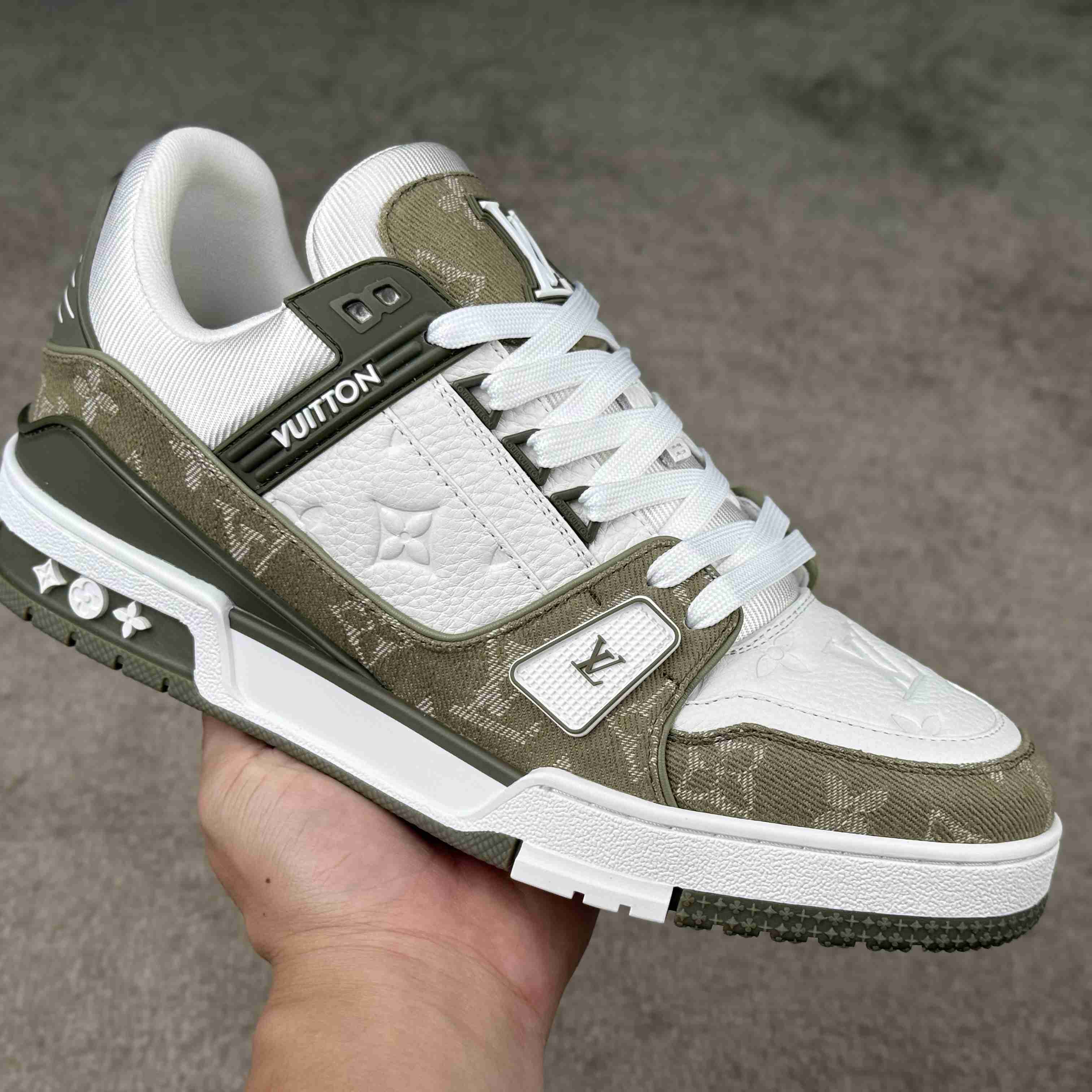 Louis Vuitton LV Trainer Sneaker   1AILAR - DesignerGu