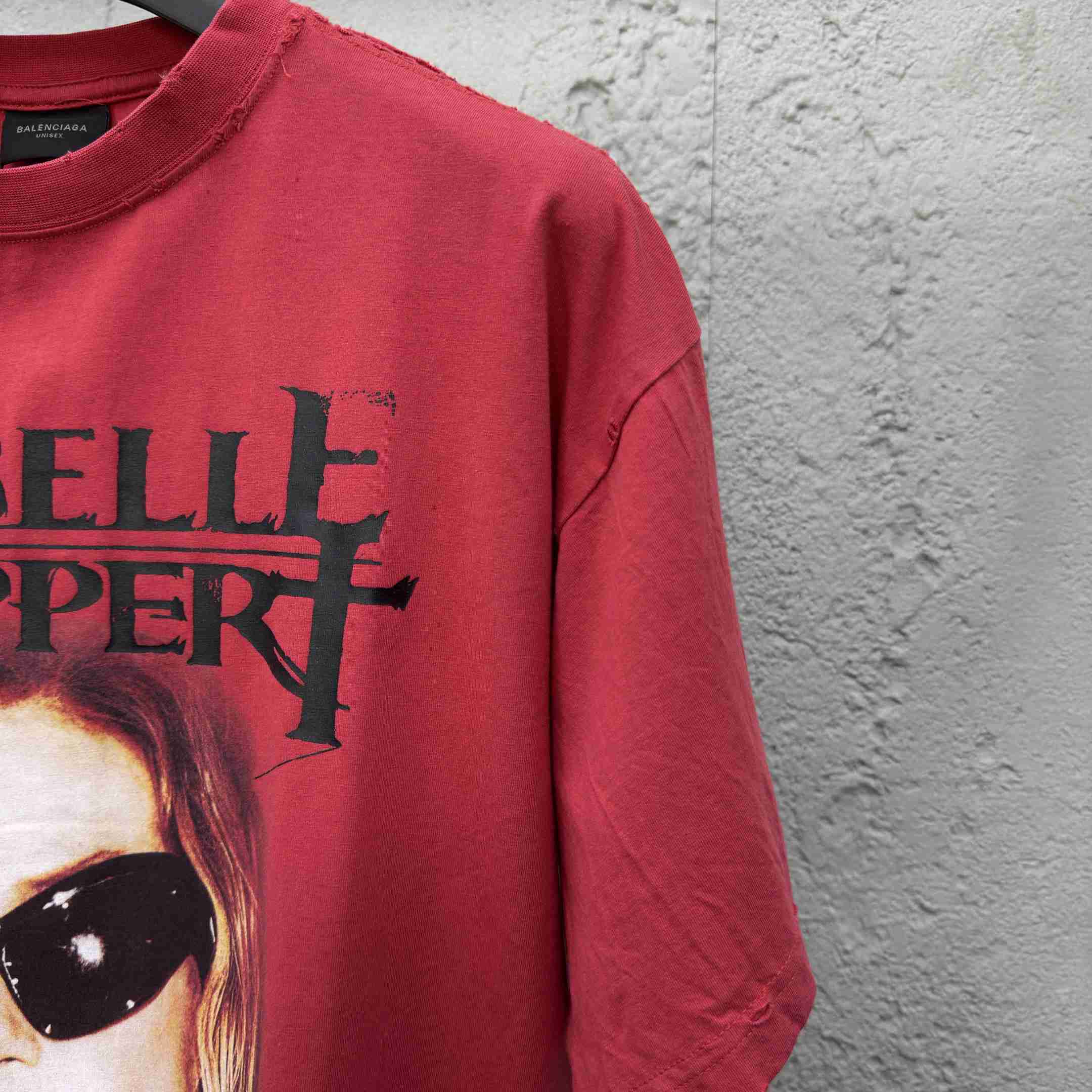 Balenciaga Isabelle Boxy T-Shirt in faded red dry jersey - DesignerGu