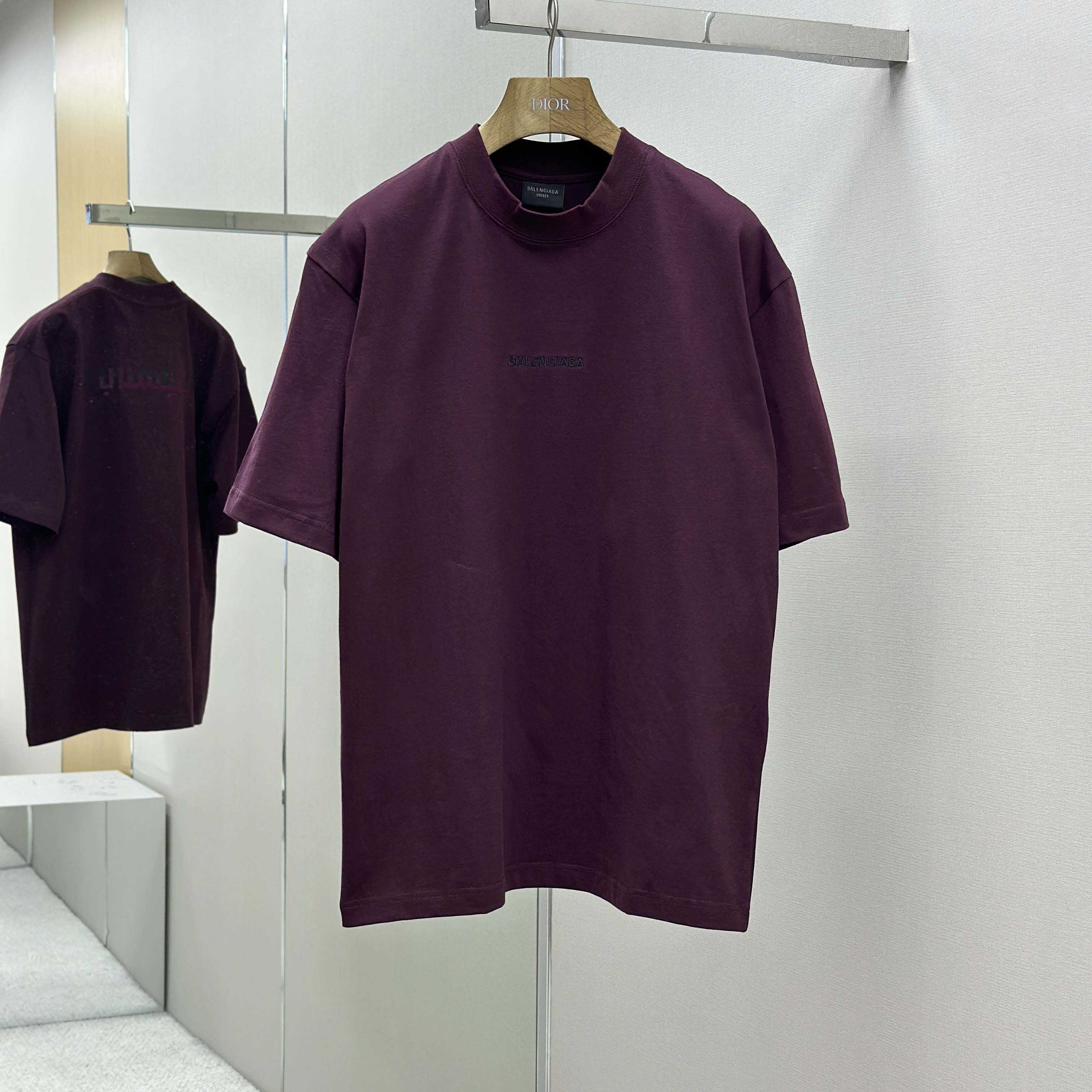 Balenciaga Unisex Medium-fit T-shirt In Vintage-jersey - DesignerGu