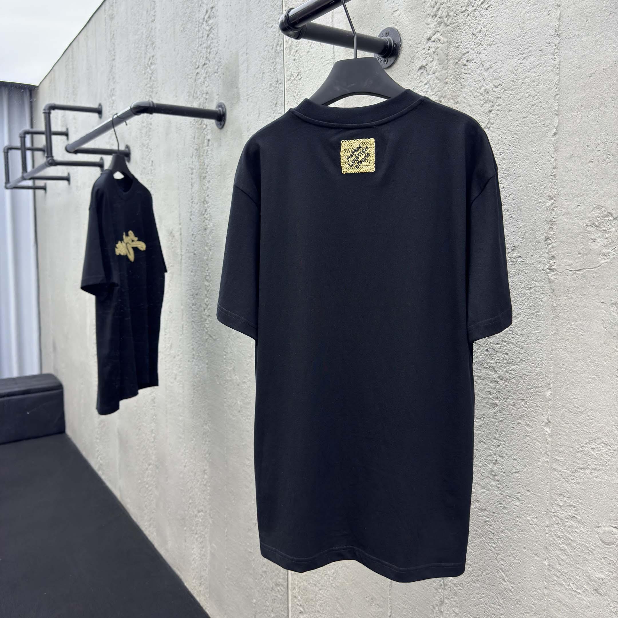 Louis Vuitton Embroidered Signature T-Shirt   1AHW92 - DesignerGu