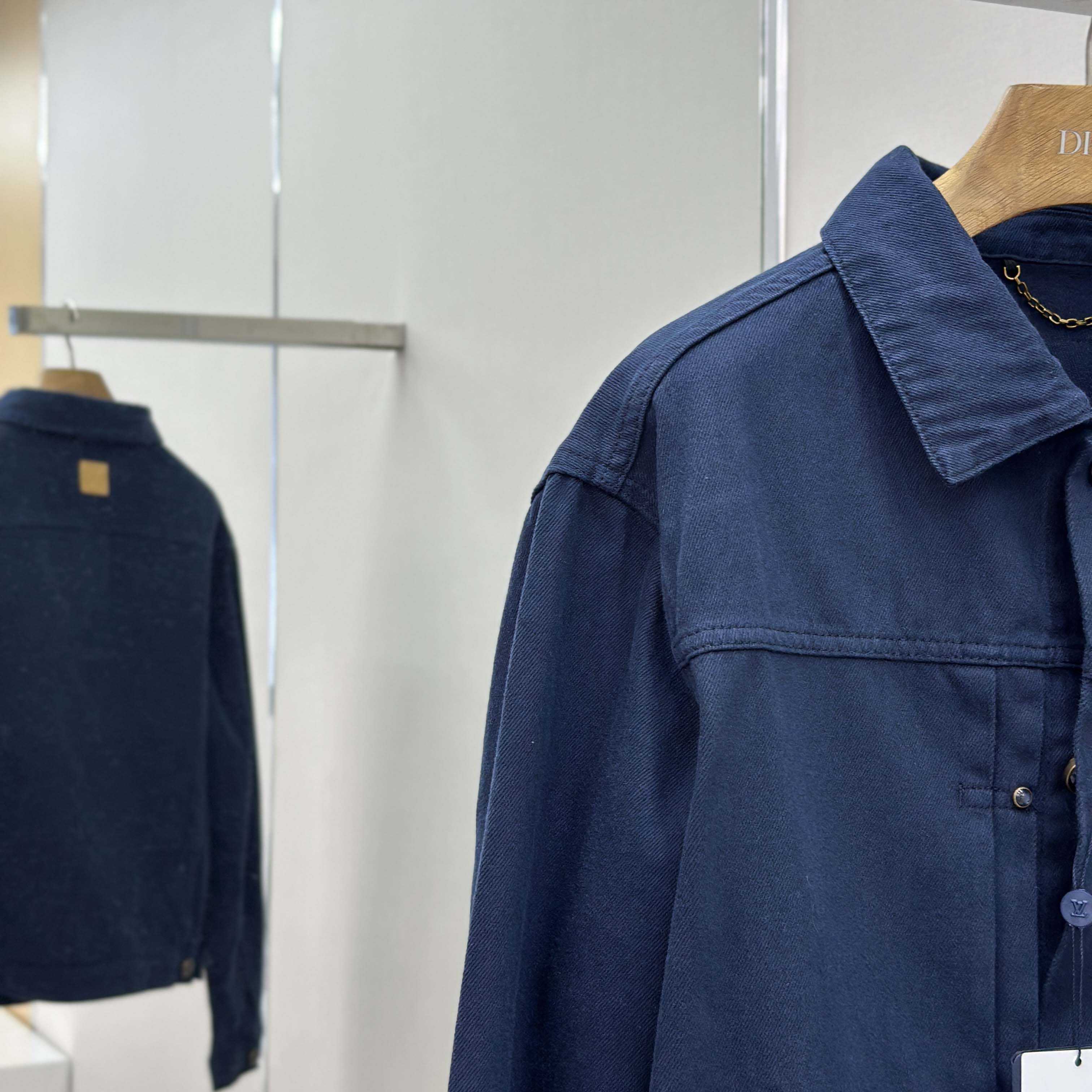 Louis Vuitton Garment-Dyed Denim Type II Trucker Jacket   1AHUY5 - DesignerGu