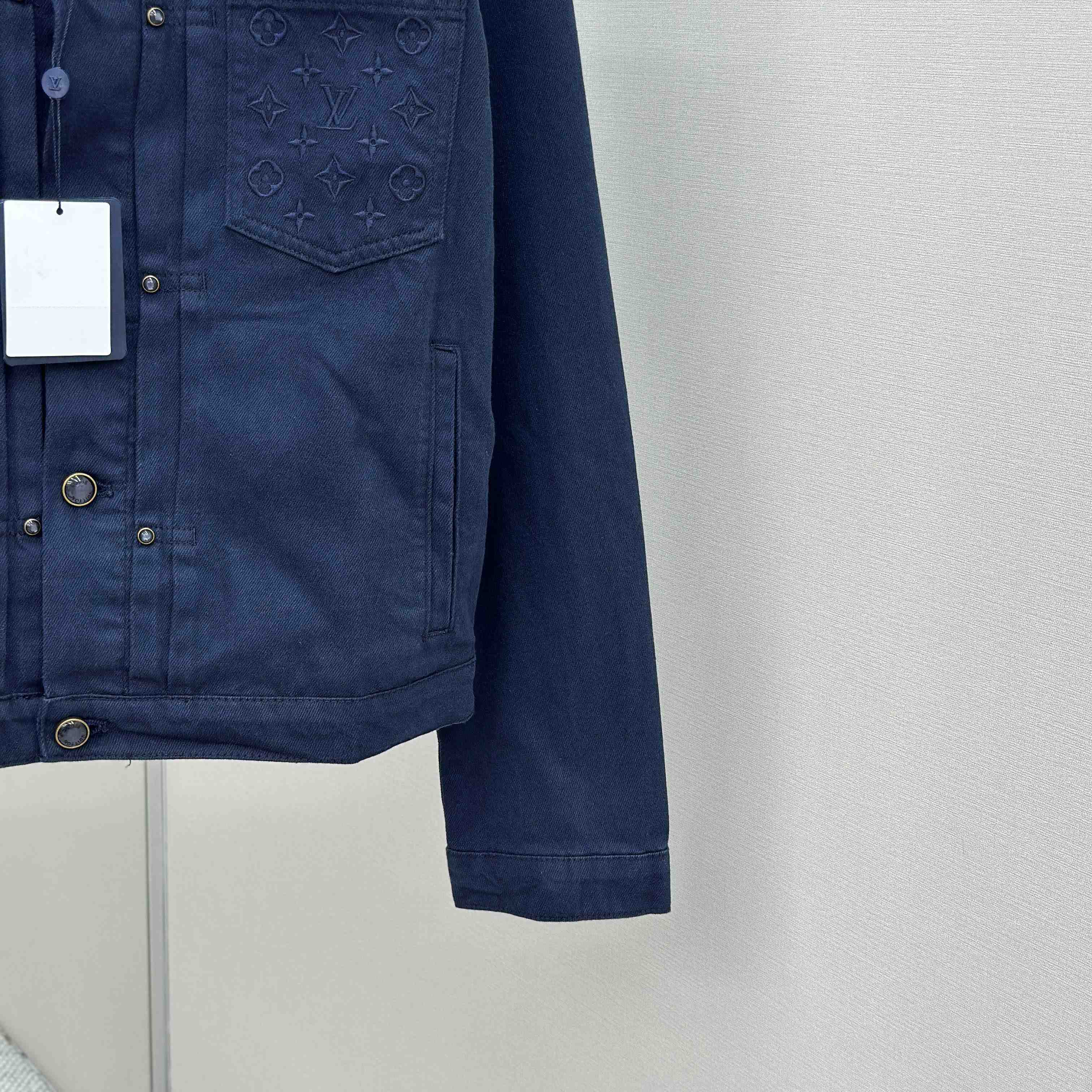 Louis Vuitton Garment-Dyed Denim Type II Trucker Jacket   1AHUY5 - DesignerGu