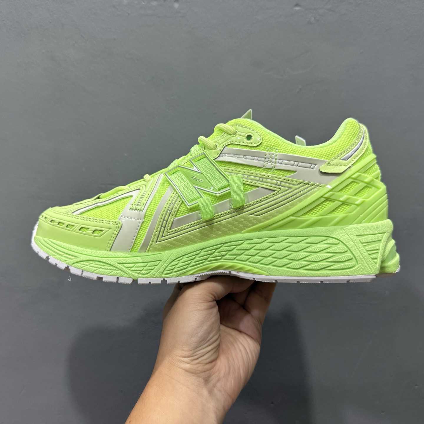 New Balance 1906 Sneakers - DesignerGu