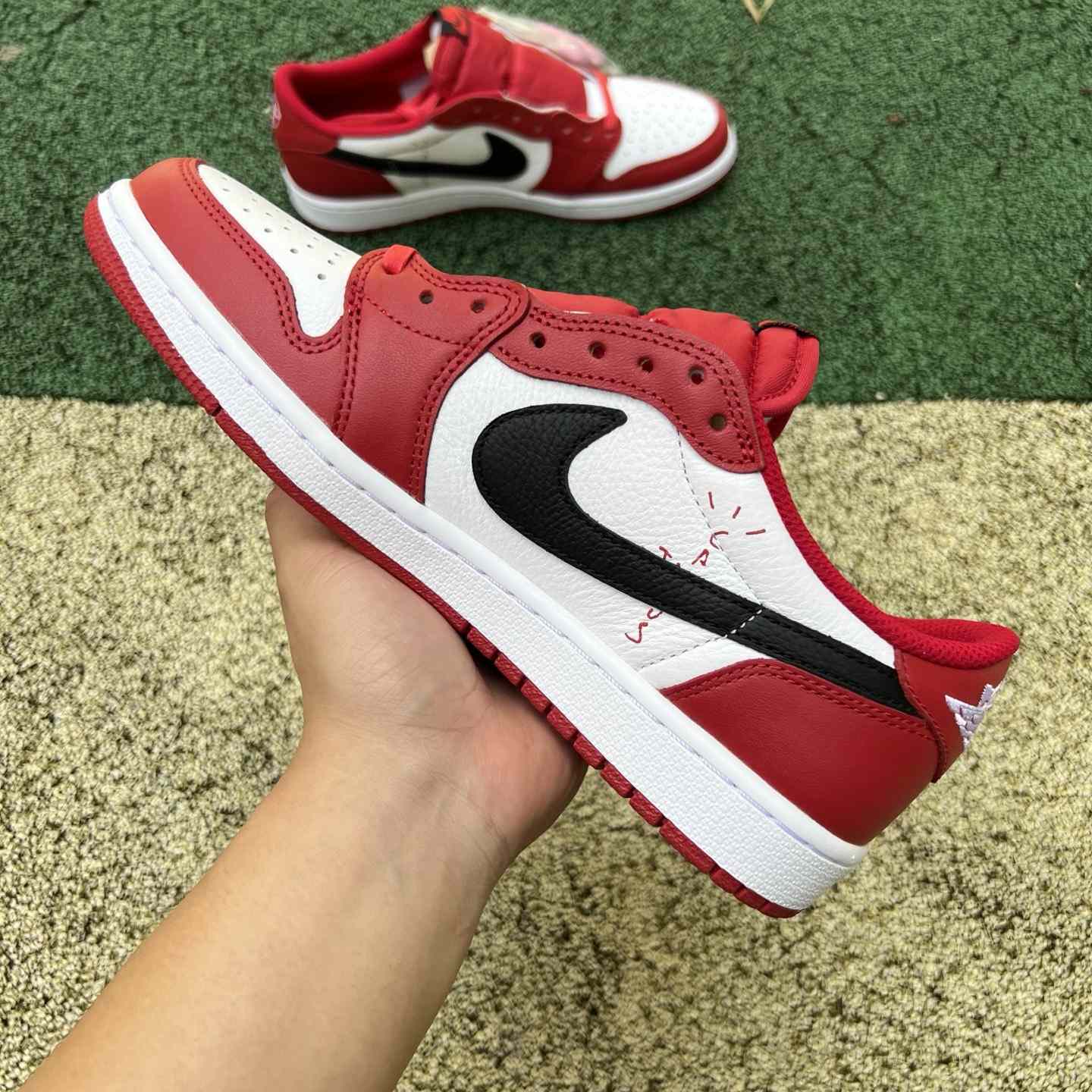Travis Scott x Air Jordan 1 Low OG    DM7866-101 - DesignerGu